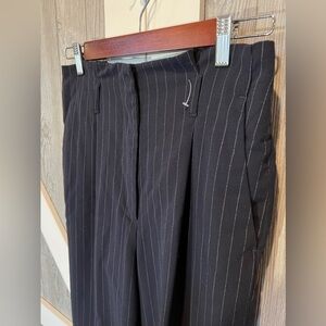BAG292. H&M Pinstripe Pants Navy/White 4 (missing belt)